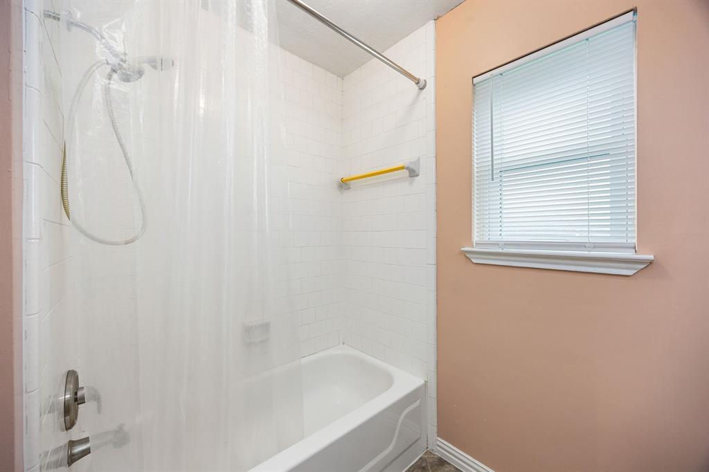 19422 Wildoats Drive, Katy, Texas image 32