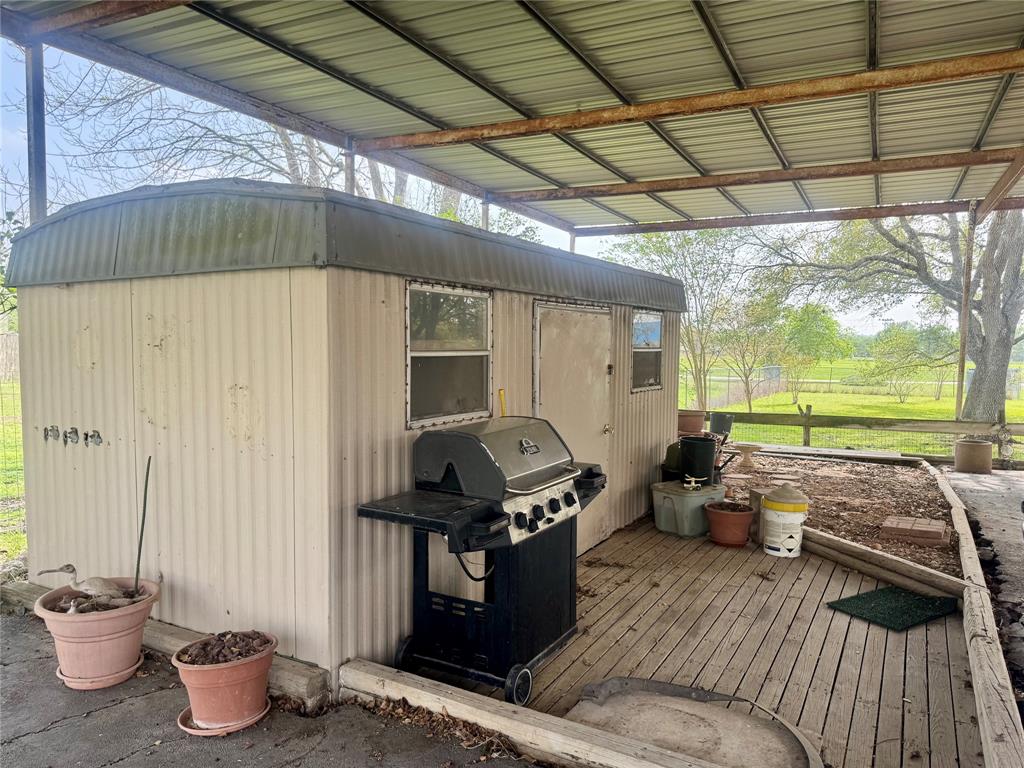 706 West Street, Yoakum, Texas image 34