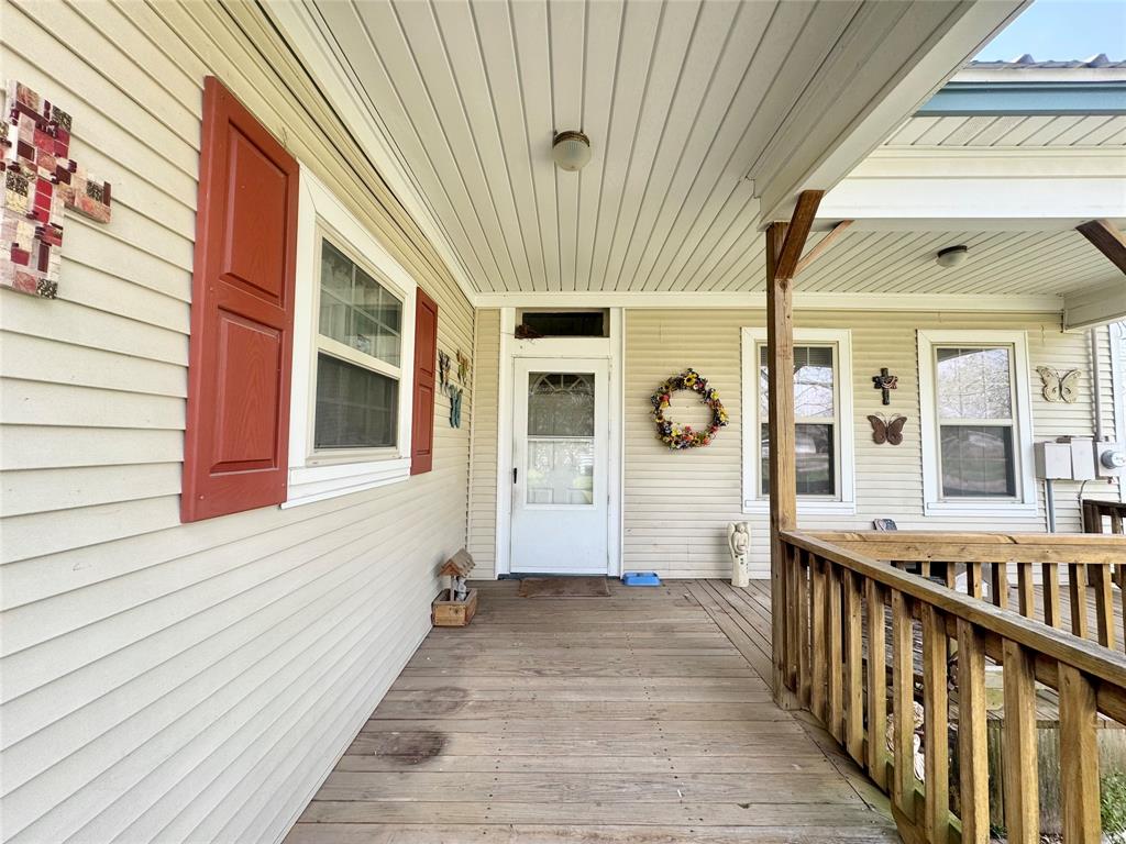706 West Street, Yoakum, Texas image 3