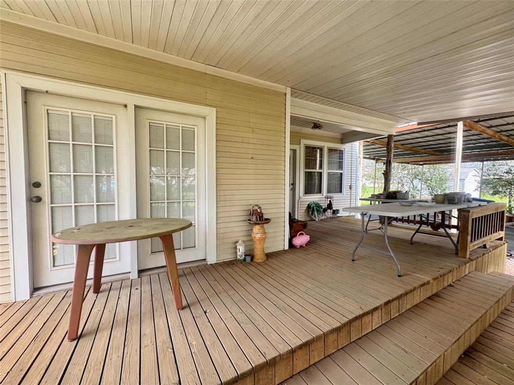 706 West Street, Yoakum, Texas image 38