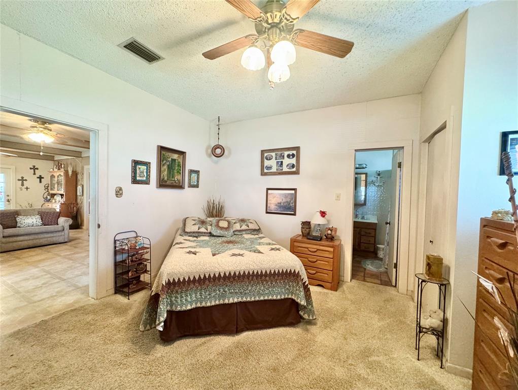 706 West Street, Yoakum, Texas image 23