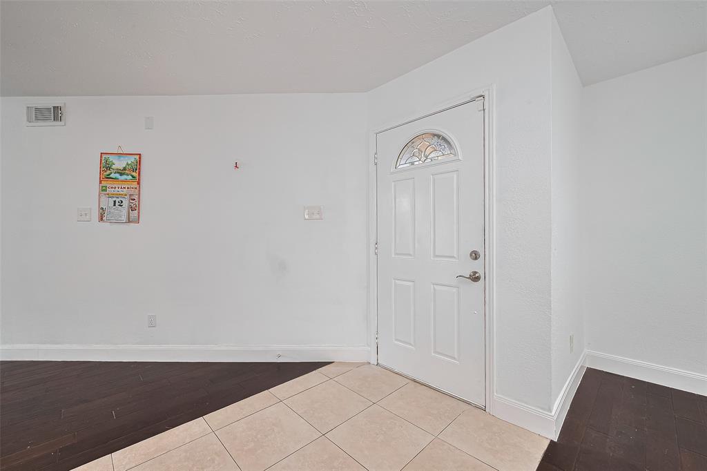 12230 Southmeadow Drive