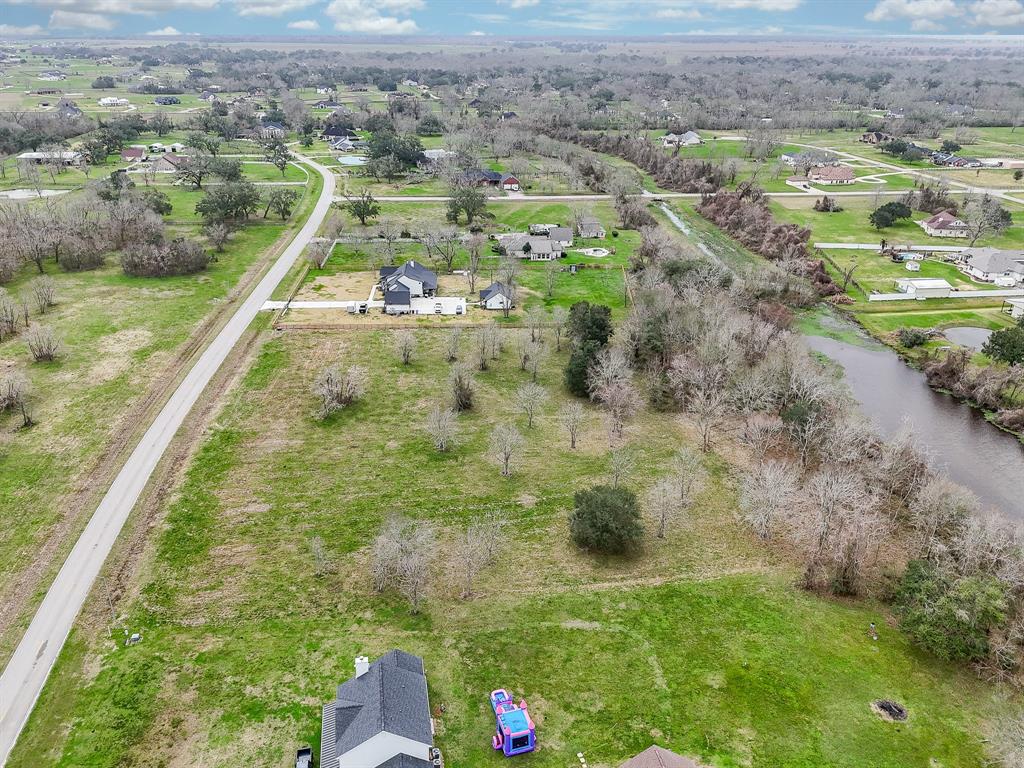 16618 Sun Valley Lane, Rosharon, Texas image 2