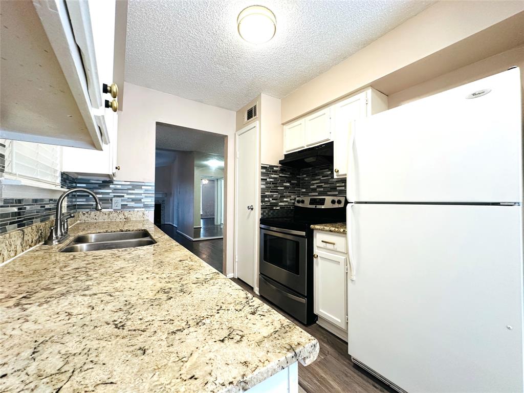 12550 Whittington Drive #1015, Houston, Texas image 10