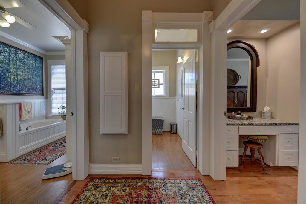 558 N Madison Street, La Grange, Texas image 11