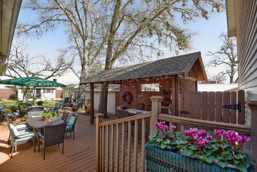 558 N Madison Street, La Grange, Texas image 21