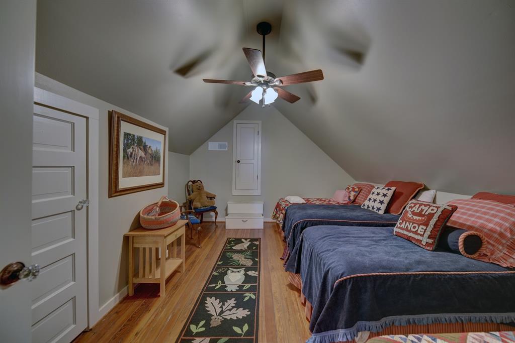 558 N Madison Street, La Grange, Texas image 16