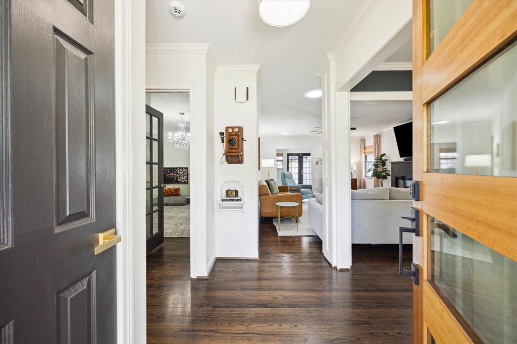 303 W 33rd Street, Houston, Texas image 3