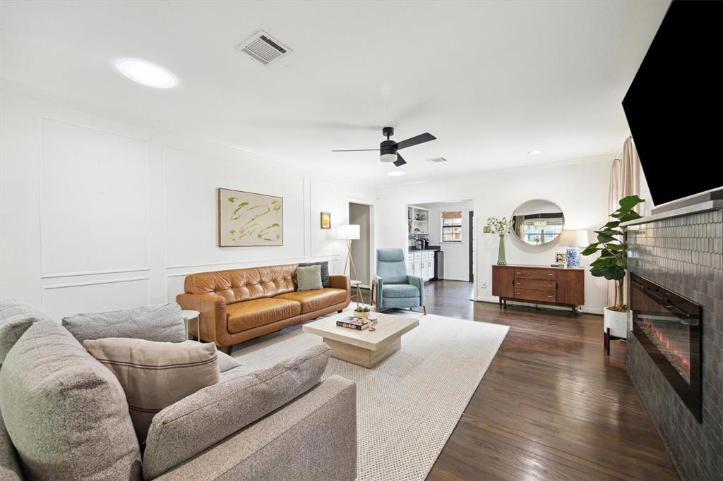 303 W 33rd Street, Houston, Texas image 10