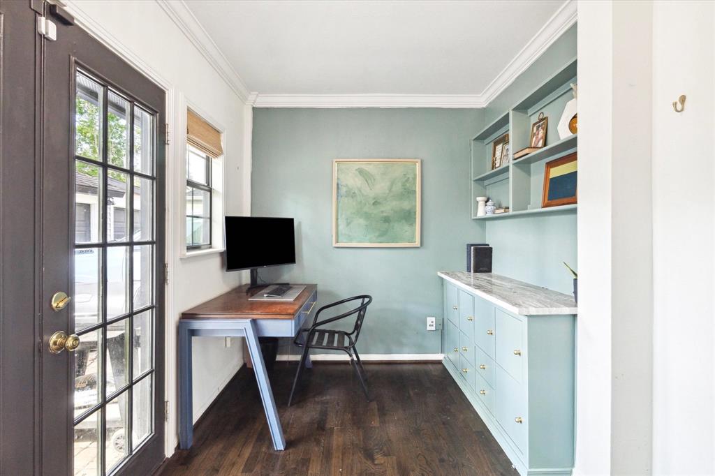 303 W 33rd Street, Houston, Texas image 12