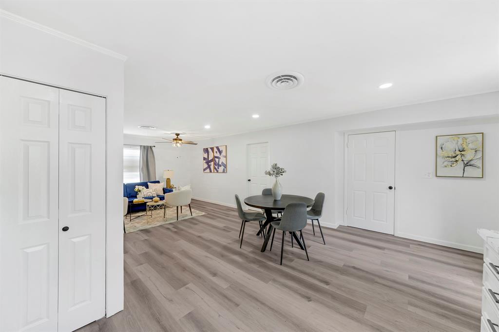 Photo 9 of 21 of 1308 W Dumble Street house