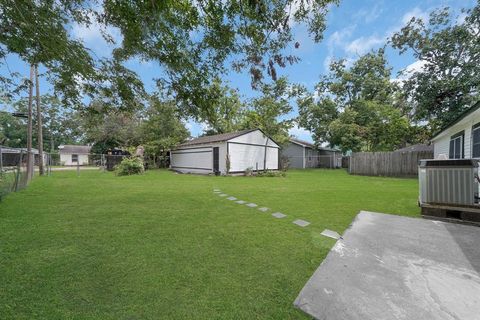 A home in Alvin