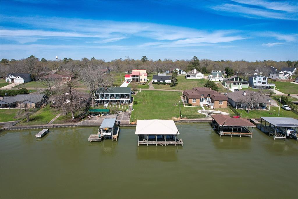 272 Edgewater Dr Drive, Livingston, Texas image 2