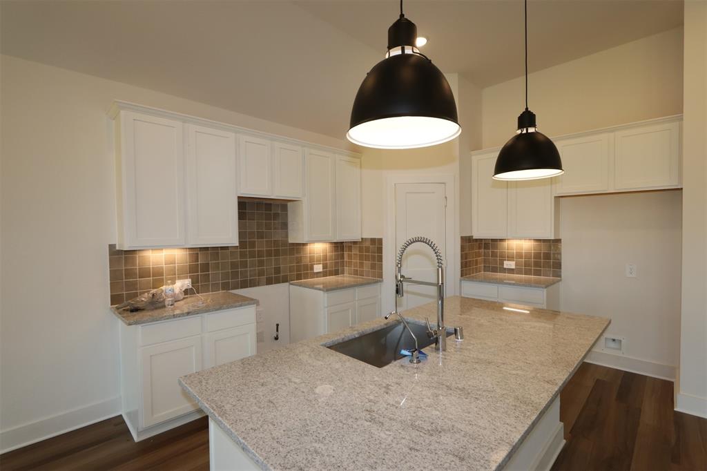 521 Copper Springs Drive, Magnolia, Texas image 2
