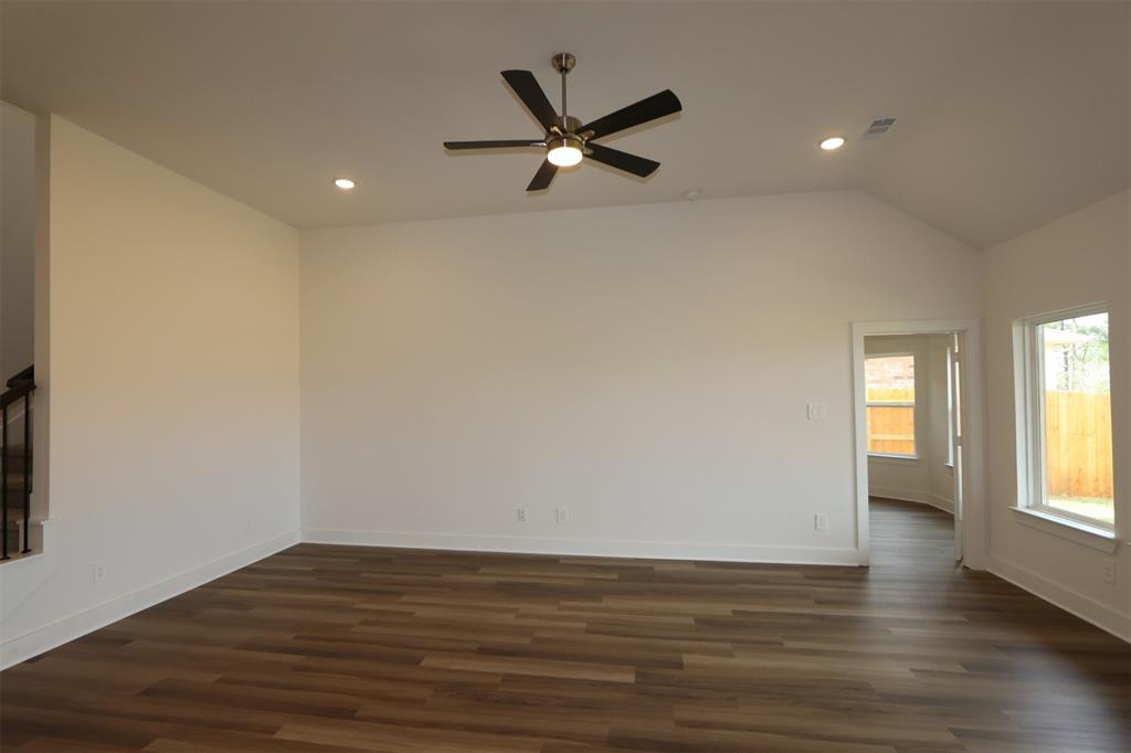521 Copper Springs Drive, Magnolia, Texas image 8