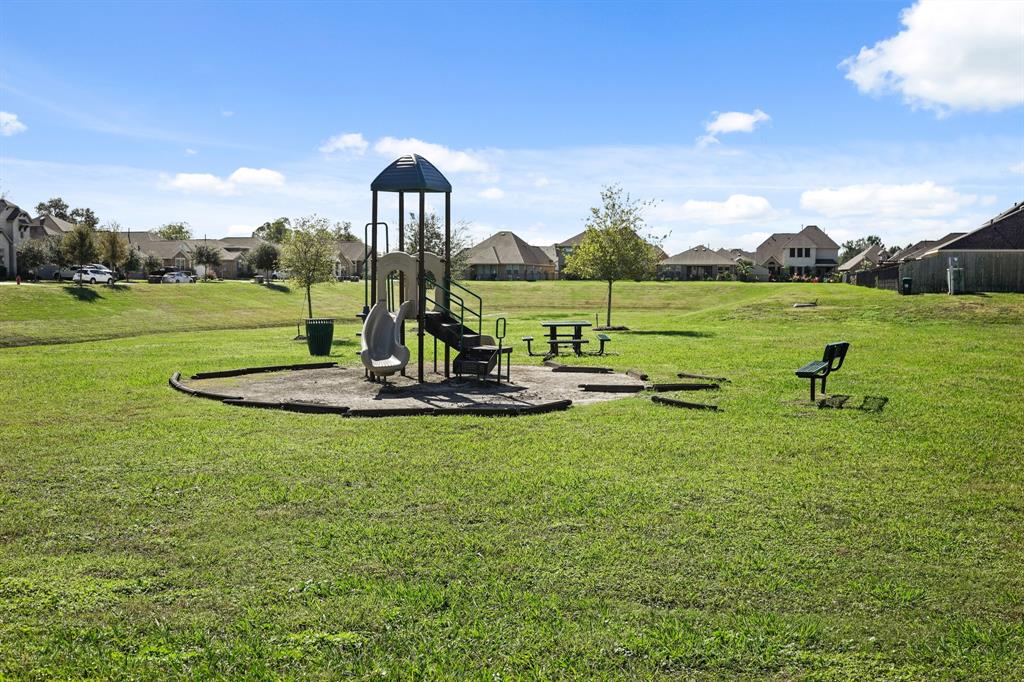 1662 Maggie Trail Drive, Alvin, Texas image 10