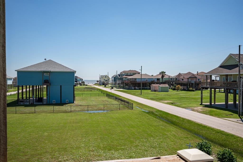 854 West Lane, Crystal Beach, Texas image 3