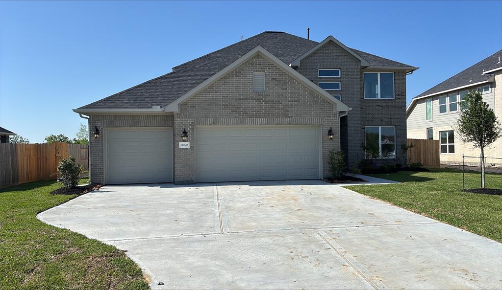 12023 Champions Forest Drive, Mont Belvieu, Texas image 7