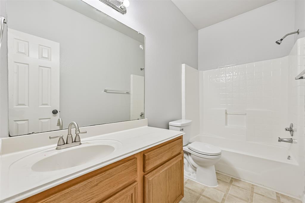 731 Chase View Drive, Bacliff, Texas image 25