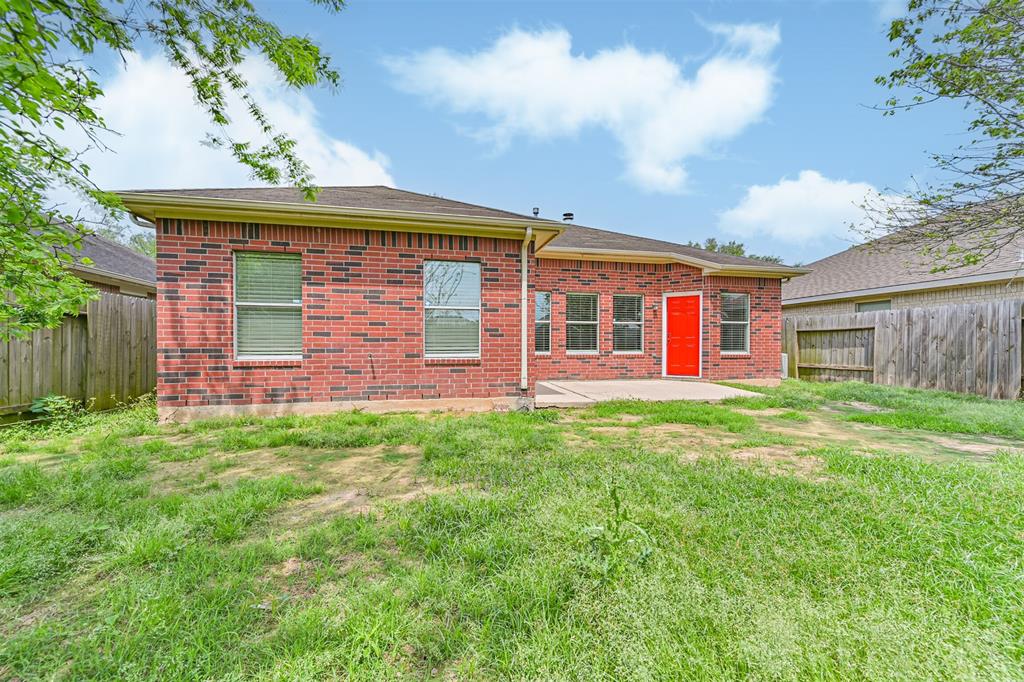731 Chase View Drive, Bacliff, Texas image 28