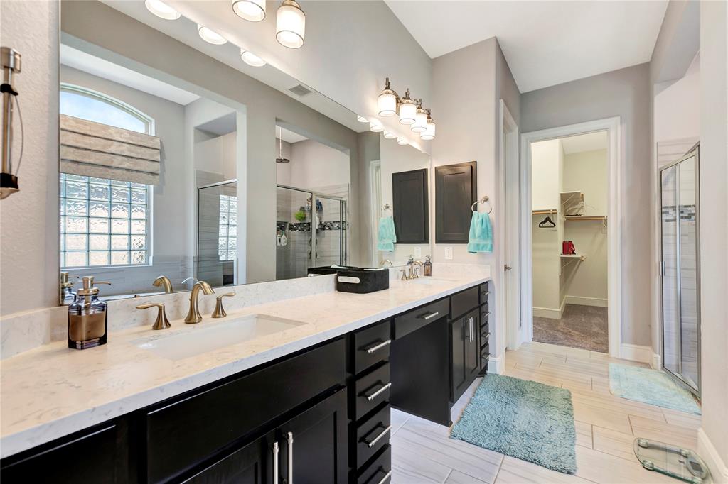 6614 Tarrion Bay Lane, Sugar Land, Texas image 19