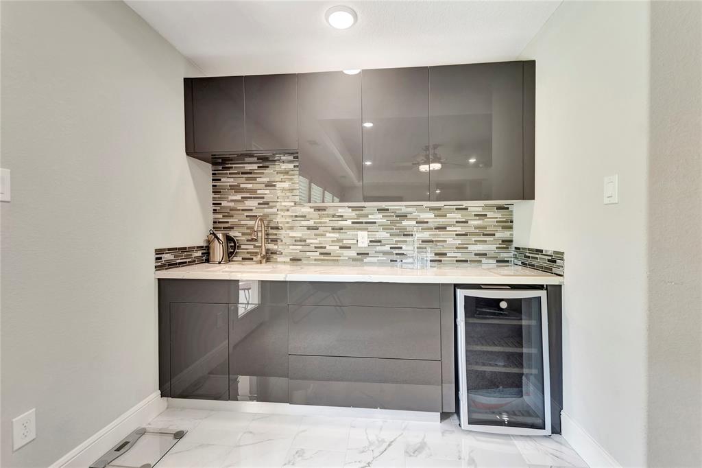 6614 Tarrion Bay Lane, Sugar Land, Texas image 25