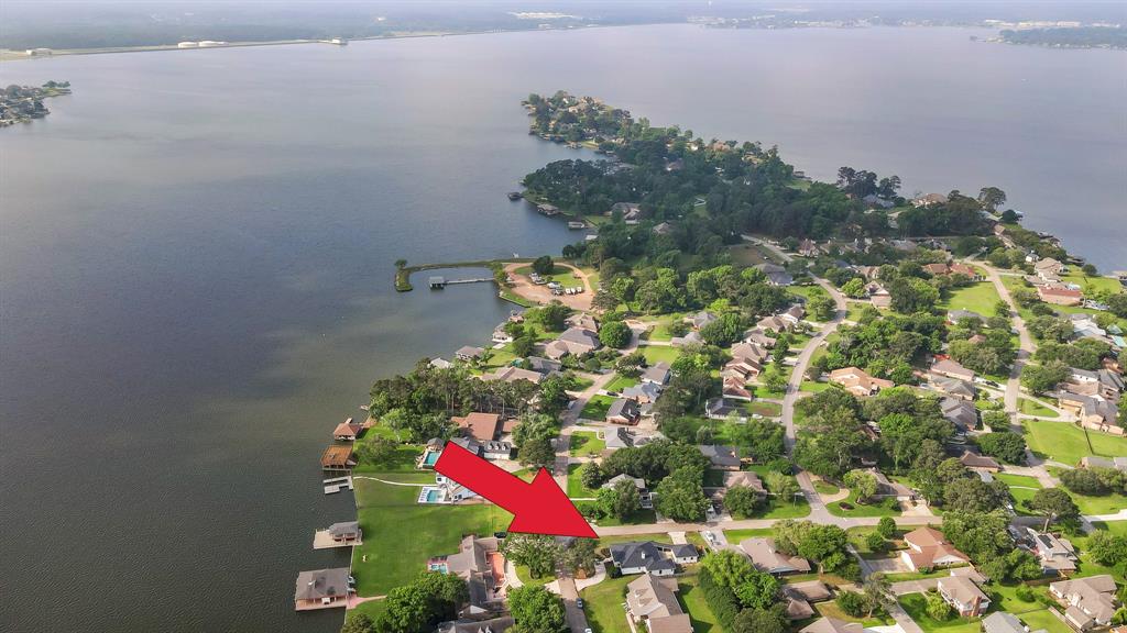 9834 E Shore Drive, Willis, Texas image 44
