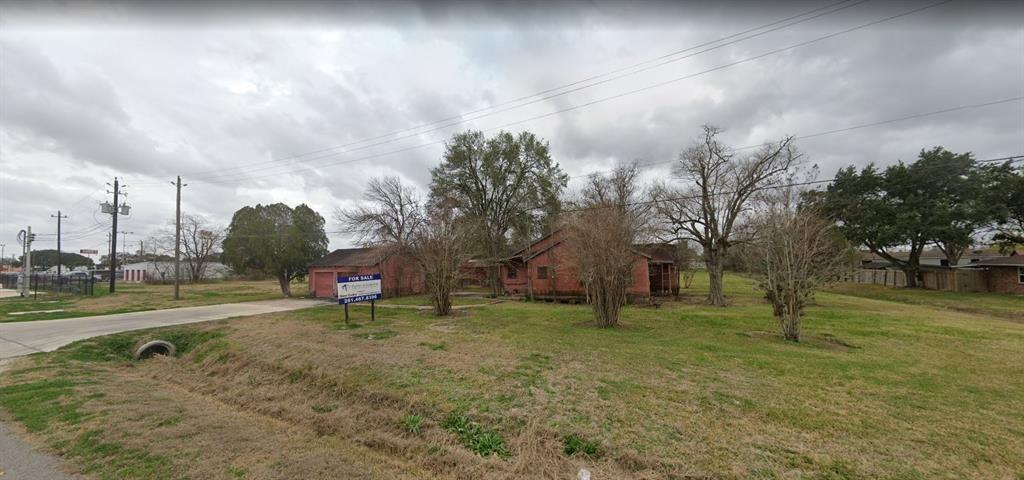 3710 & 3724 Avenue F, Rosenberg, Texas image 3