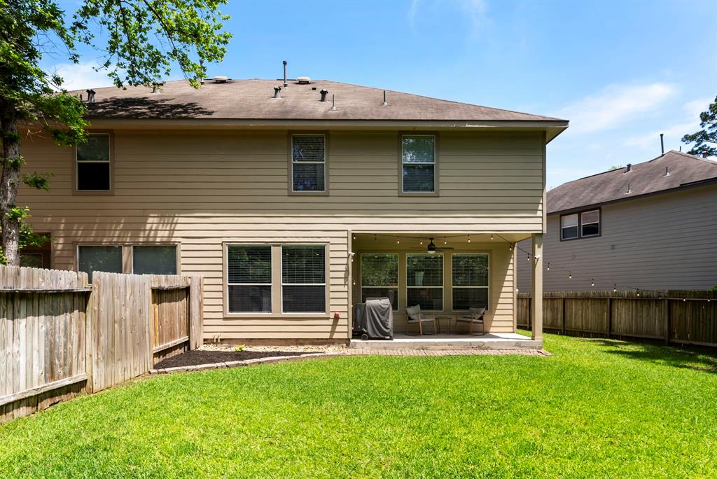114 W Twinvale Loop, Conroe, Texas image 35
