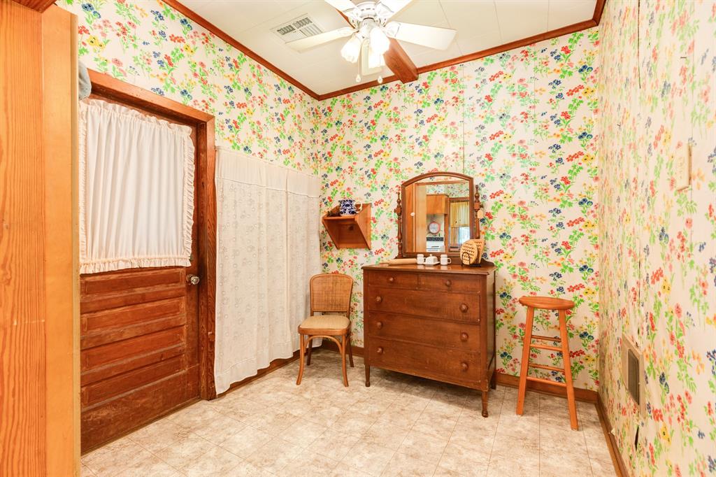 202 10th Avenue, Texas City, Texas image 9