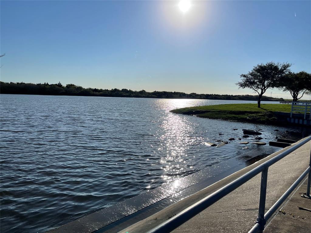 Bay St, Texas City, Texas image 9