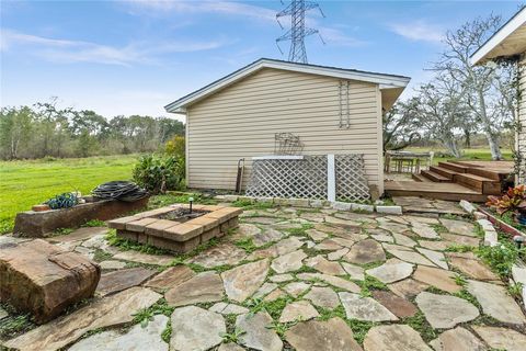 A home in Brazoria