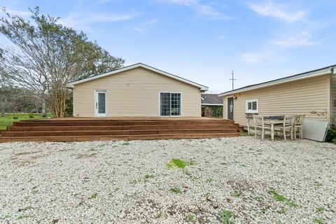 A home in Brazoria