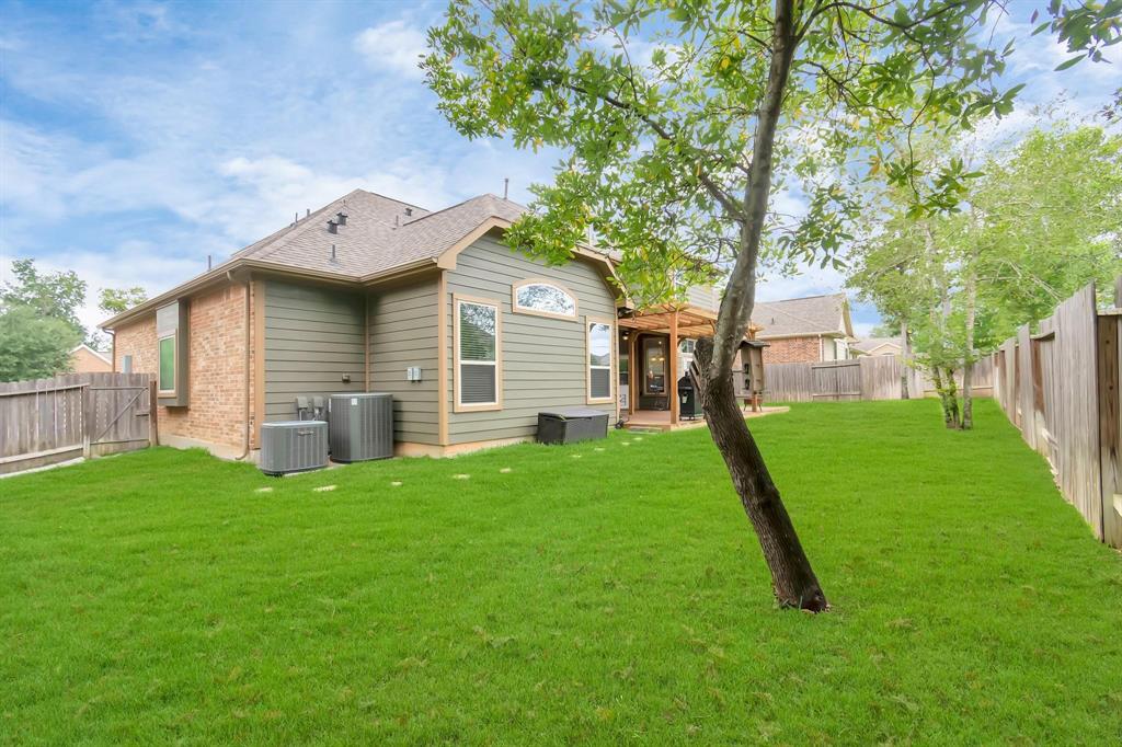 2019 Doolan Drive, Conroe, Texas image 6