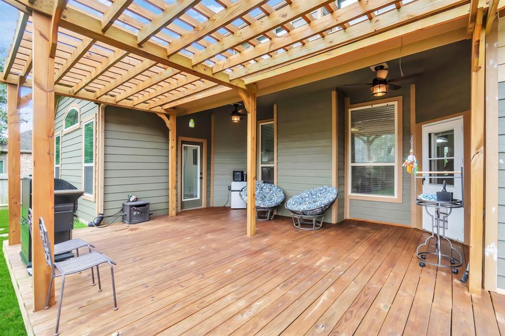 2019 Doolan Drive, Conroe, Texas image 5