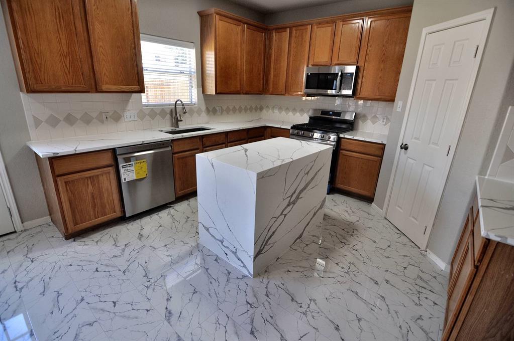 4714 Country Spring Road, Houston, Texas image 7