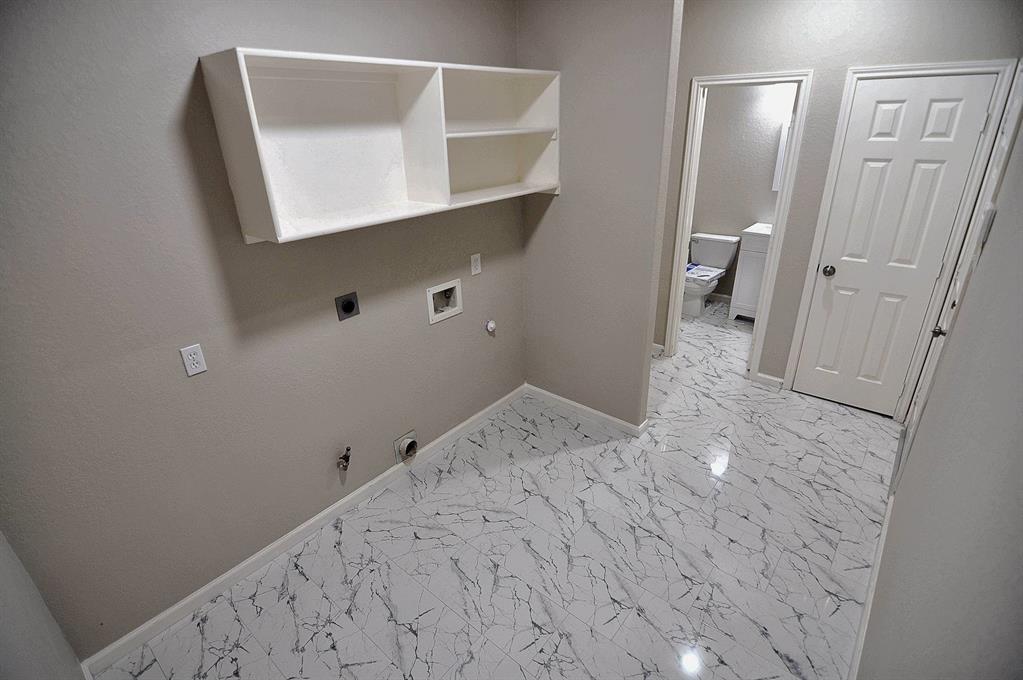 4714 Country Spring Road, Houston, Texas image 13