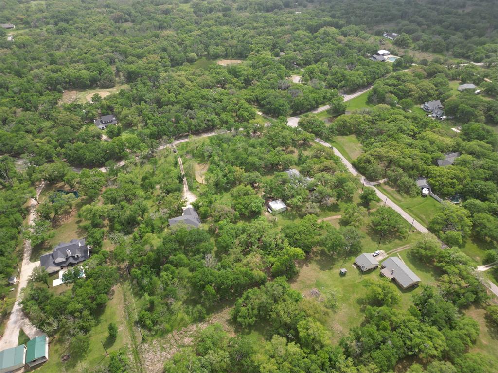 7615 Pecan Drive, Damon, Texas image 46