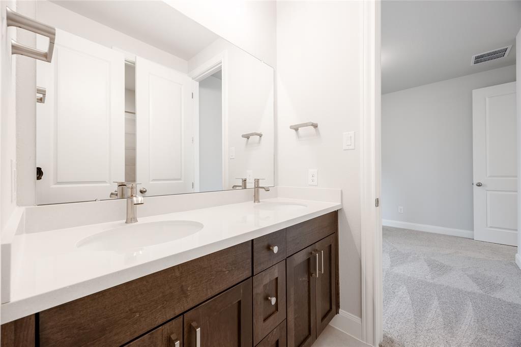 836 Laguna Green Lane, Katy, Texas image 13