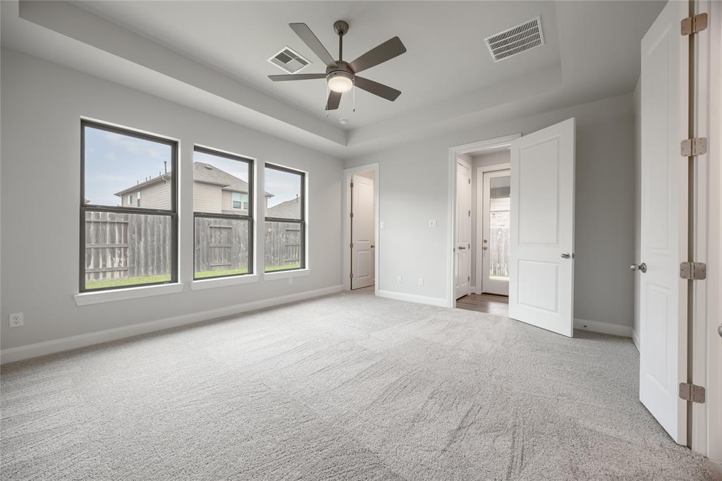 836 Laguna Green Lane, Katy, Texas image 8