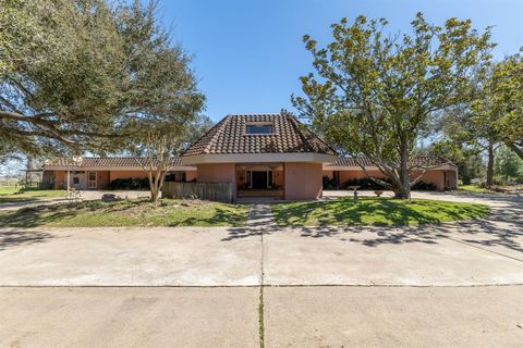 2009 Fm 950 Eagle Lake TX 77434