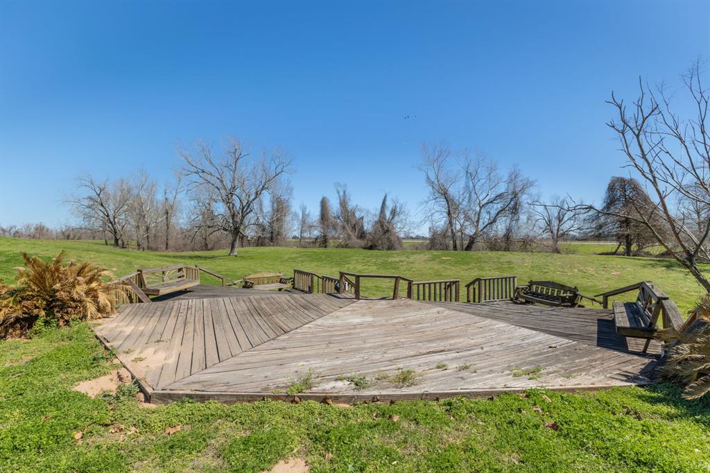 2009 Fm 950, Eagle Lake, Texas image 42