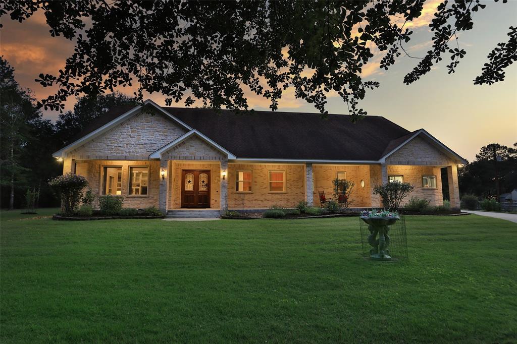 7044 Racehorse Drive, Waller, Texas image 3