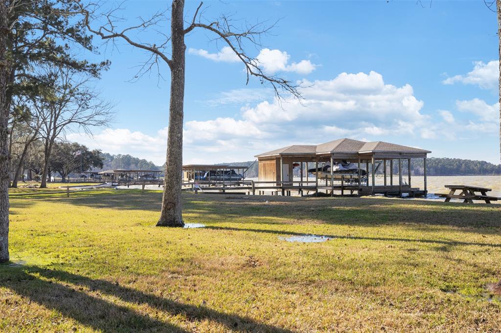 701.1 S Cape Royale Drive, Coldspring, Texas image 34