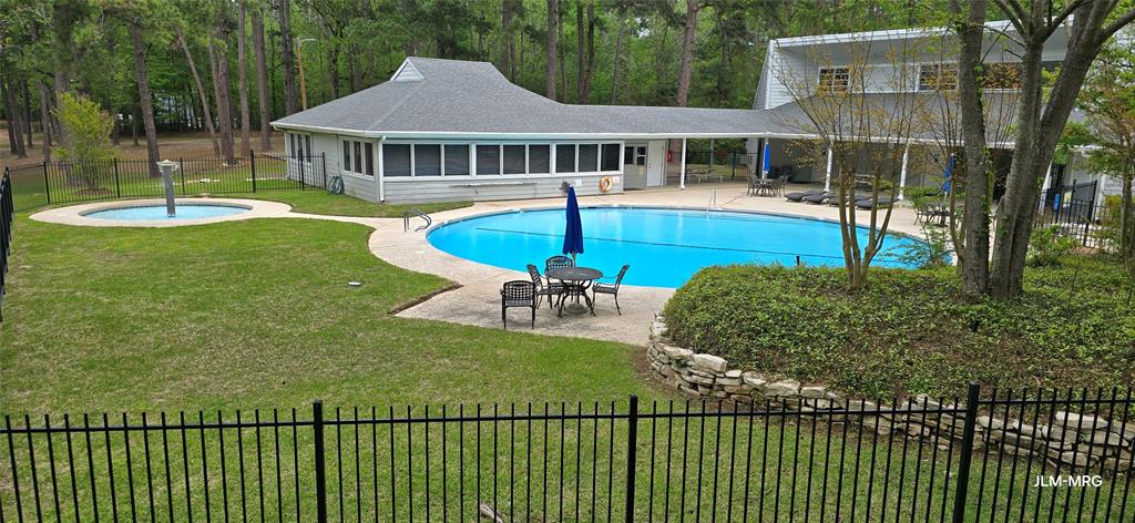 701.1 S Cape Royale Drive, Coldspring, Texas image 12