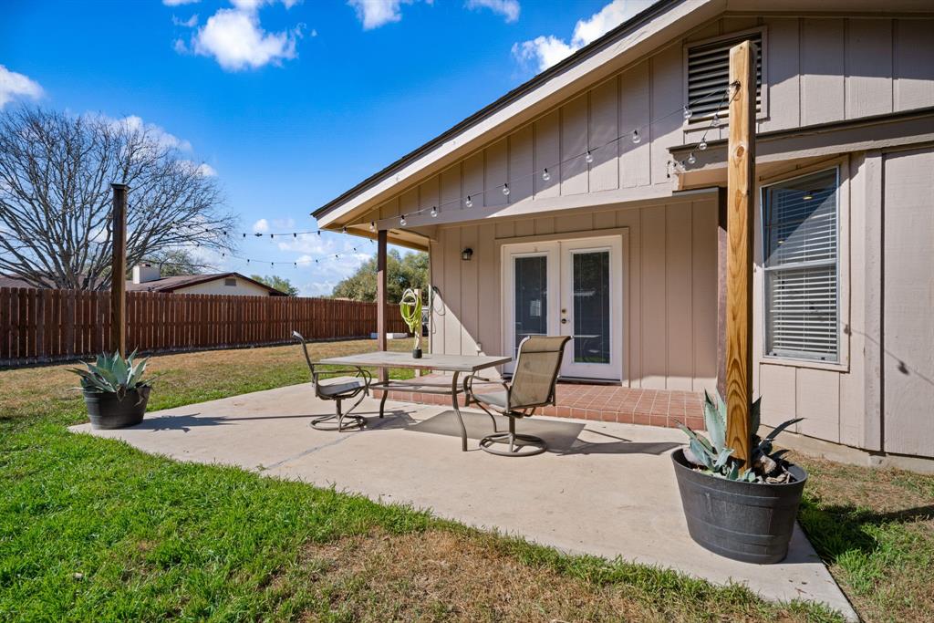 204 Hilltop Drive, Seguin, Texas image 28