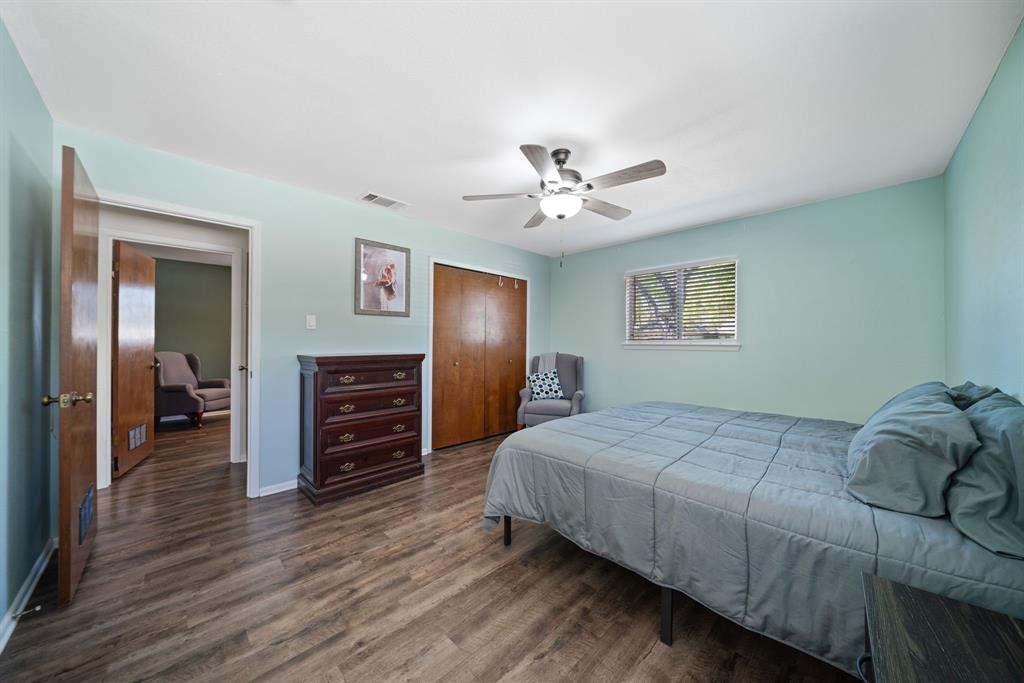 204 Hilltop Drive, Seguin, Texas image 21