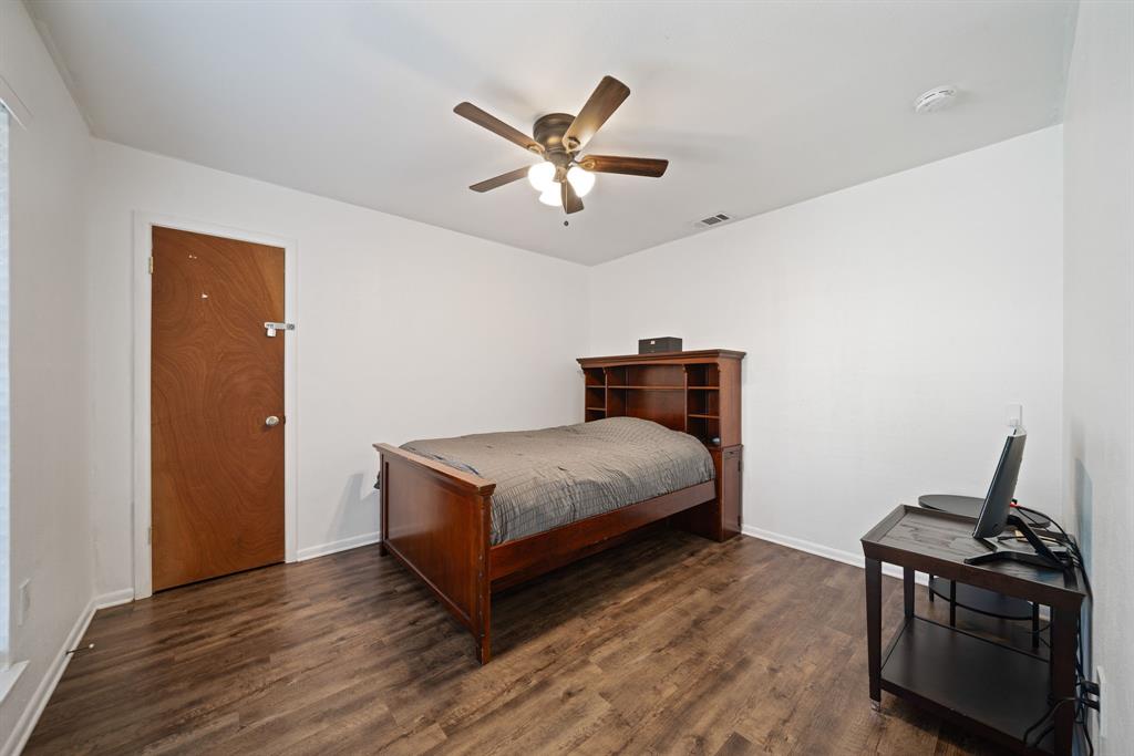 204 Hilltop Drive, Seguin, Texas image 27