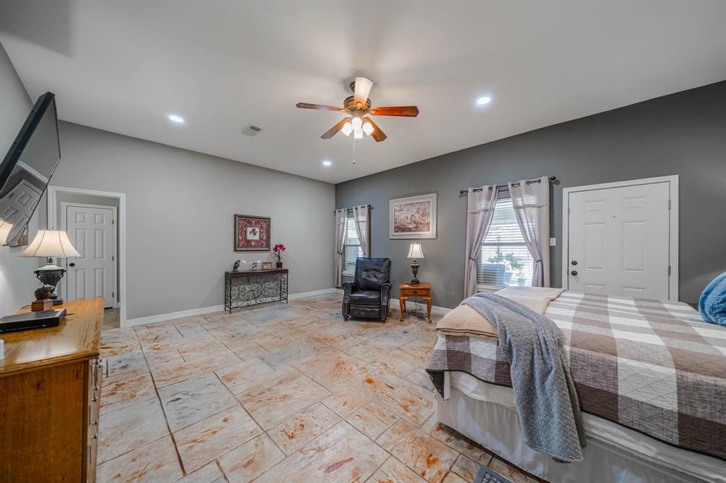 2530 Oday Road, Pearland, Texas image 19