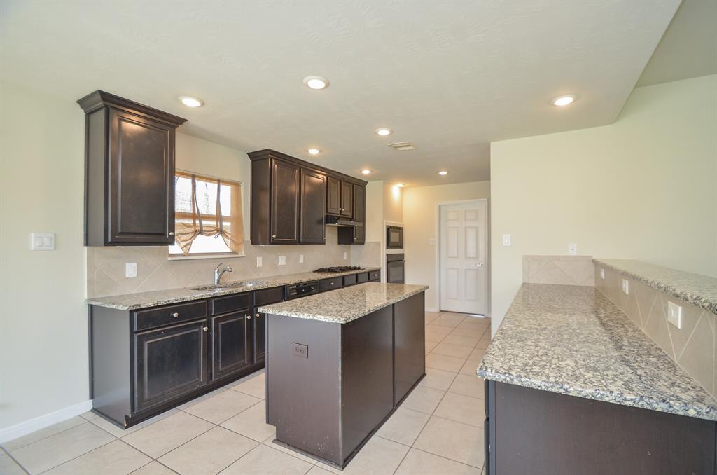 6726 Arlington Drive, Manvel, Texas image 10
